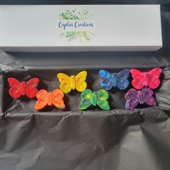 COPY - COPY - NEW Handmade 7 Butterflies Crayons Speckled Rainbow Gift Packaged - Picture 2 of 5